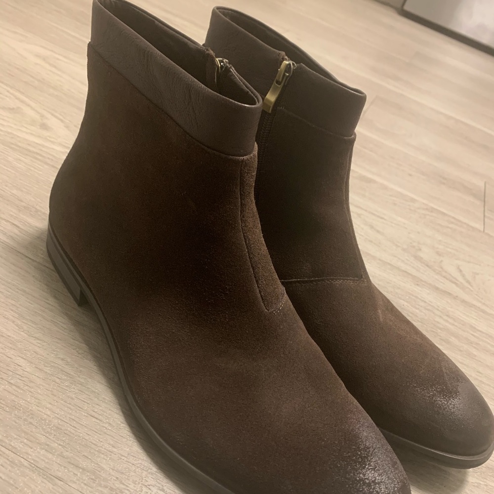 Brown Chelsea Boots